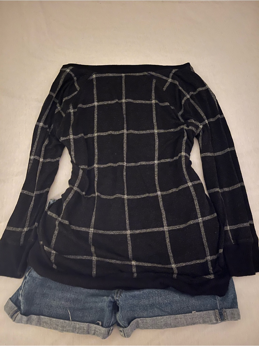 Black Grid-Pattern Women’s Sweater